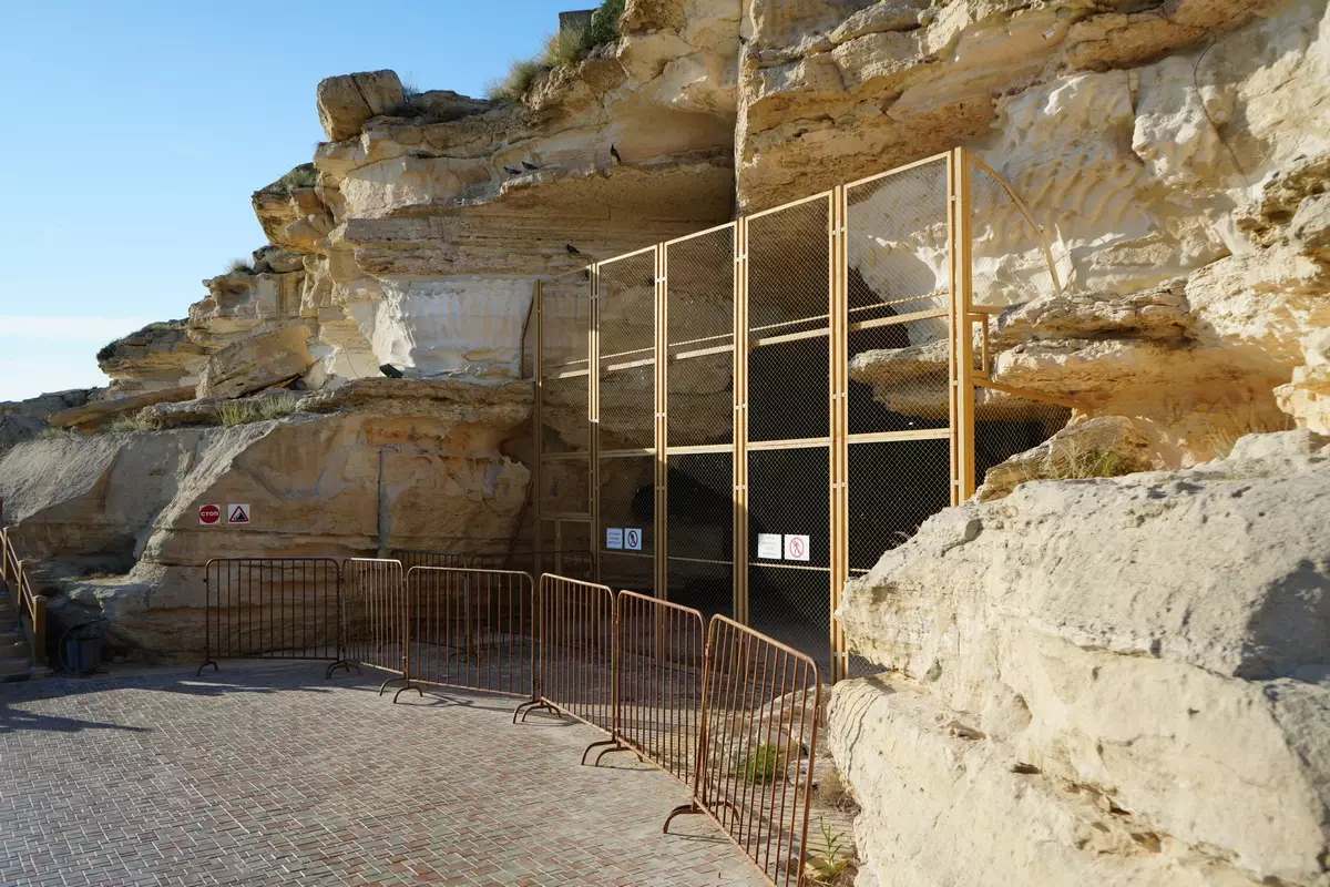 Откроют ли пещеру на Скальной тропе в Актау