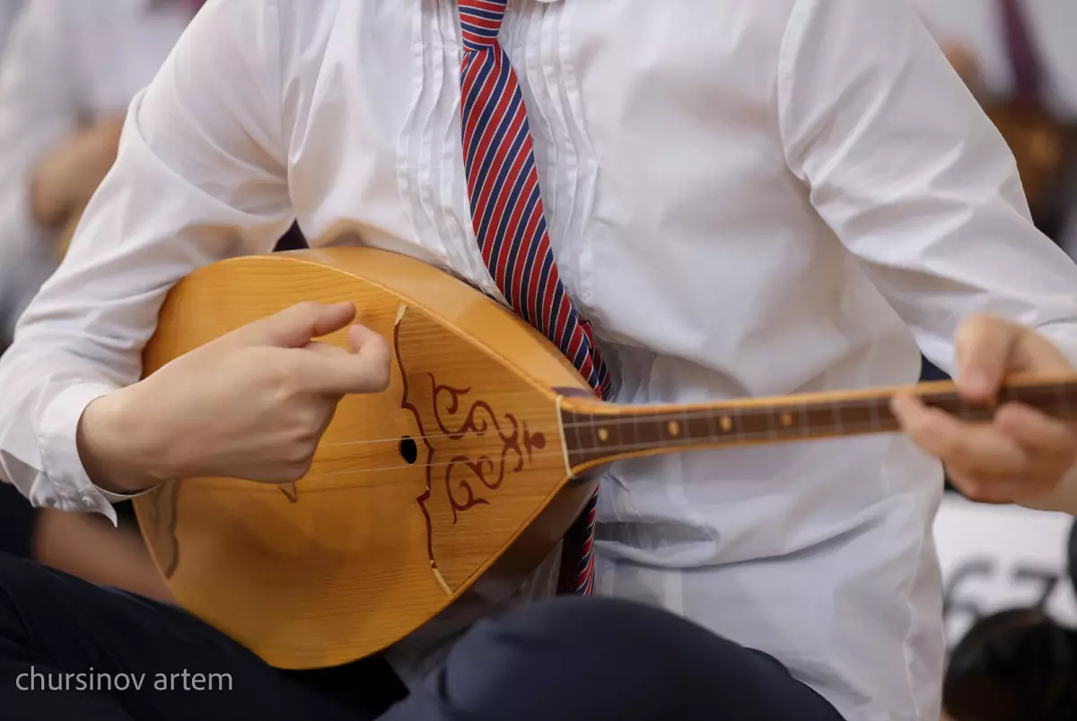 День домбры: тысячи видео о национальном инструменте сняли казахстанцы в TikTok