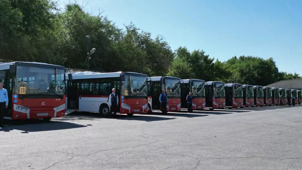 Таразда 15 жаңа автобус пайдалануға берілді