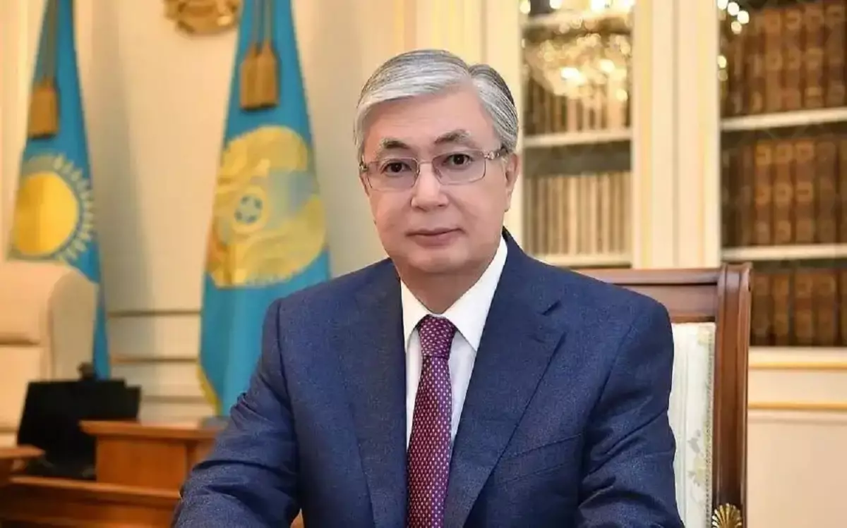 Президент поздравил казахстанцев с Днем домбры