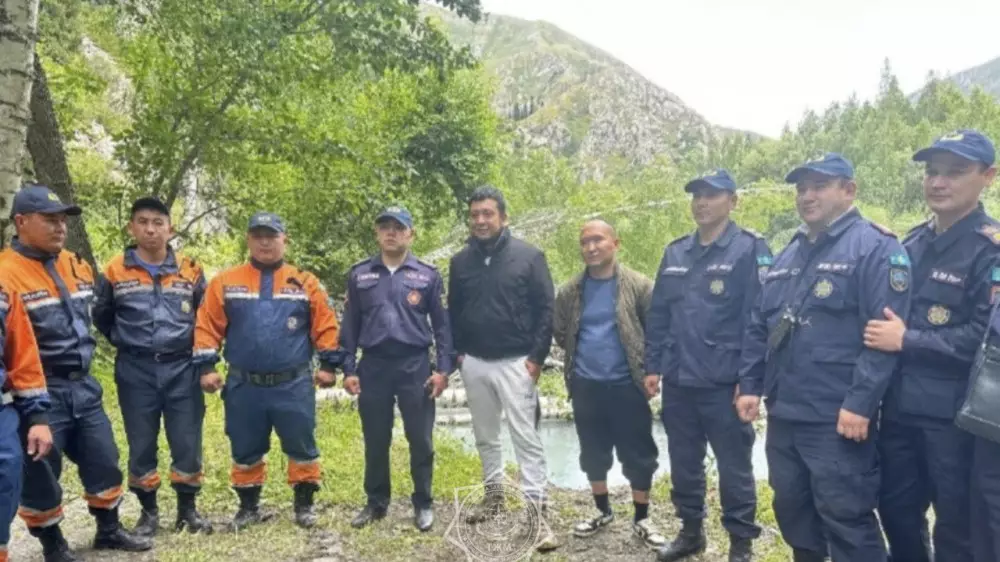 Инцидент на реке близ Текели: спасены двое мужчин