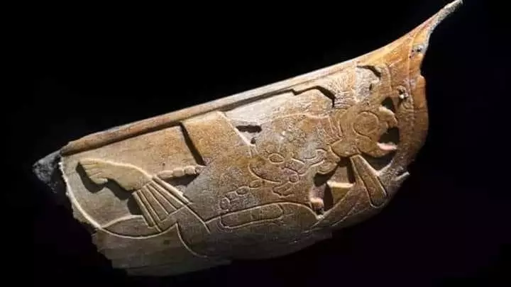 Археологи обнаружили сделанное из человеческой кости украшение для носа