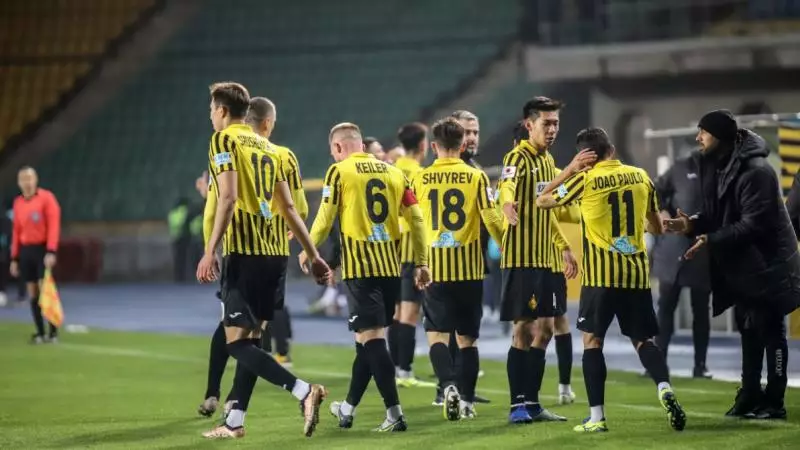 Футболдан Лига кубогы: «Қызылжар» мен «Қайрат» тең ойнады