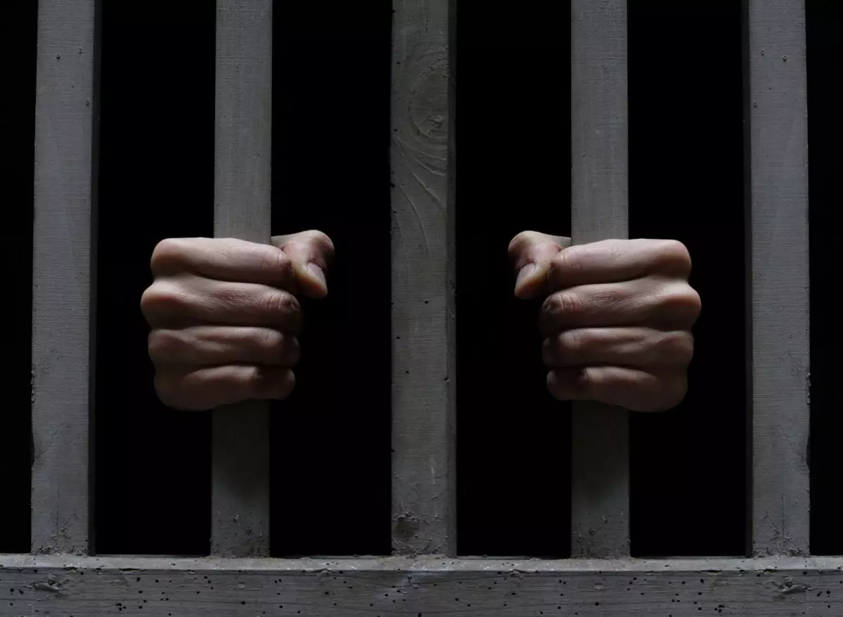 Троих казахстанцев приговорили к тюремным срокам за пропаганду терроризма