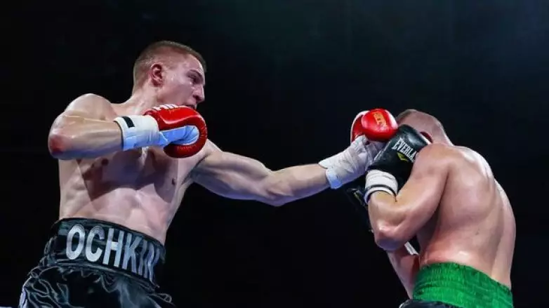 Қазақстандық боксшы бұрынғы әлем чемпионымен жекпе-жек өткізеді