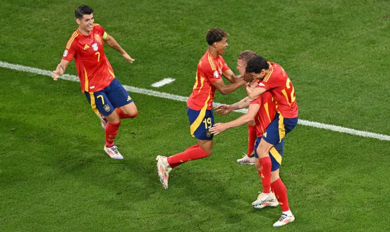 Испания победила Францию и стала первым финалистом Евро-2024