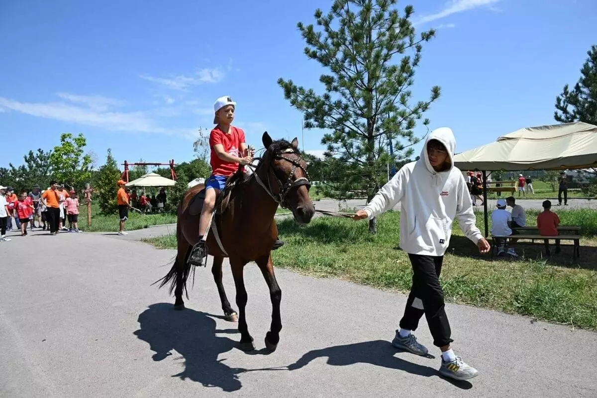 Летние каникулы-2024: как отдыхают алматинские школьники в загородных лагерях