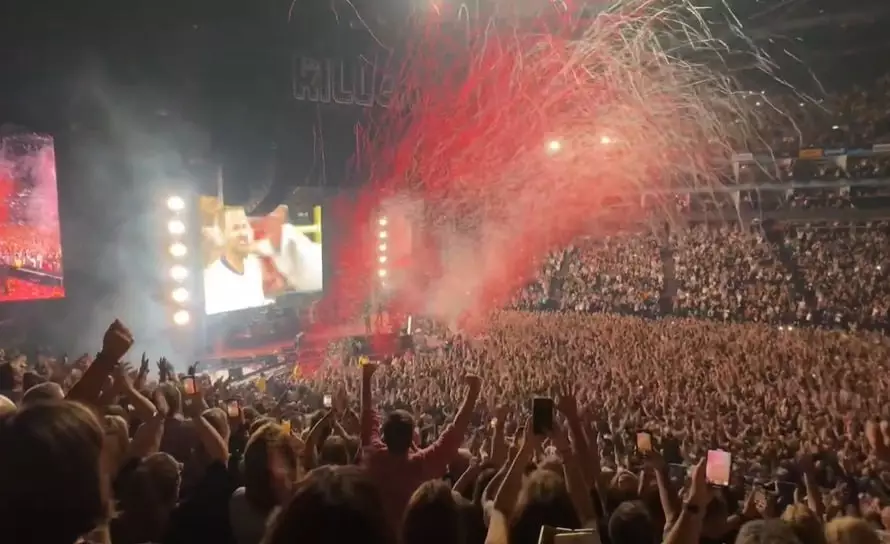 Группа The Killers прервала концерт в Лондоне ради просмотра матча Нидерланды — Англия