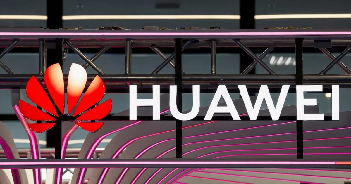   Немістер Huawei-ден неге қорқады?   