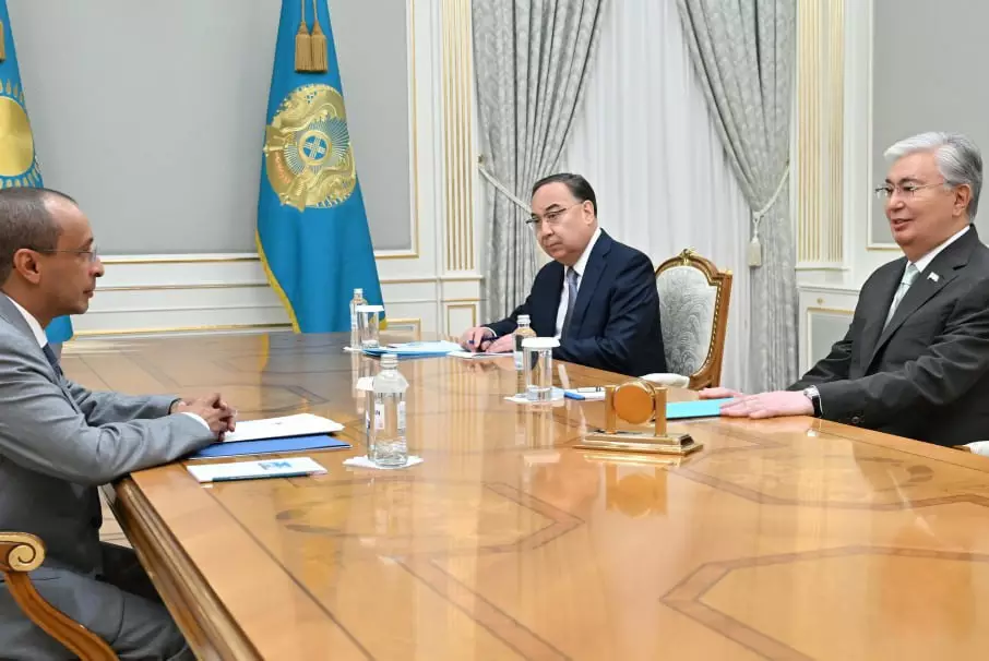Касым-Жомарт Токаев провел переговоры с послом ОАЭ в Казахстане