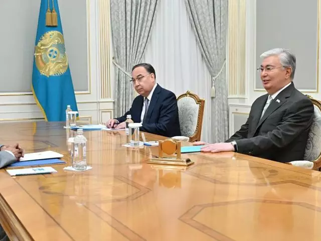 Президент принял посла ОАЭ в Казахстане  