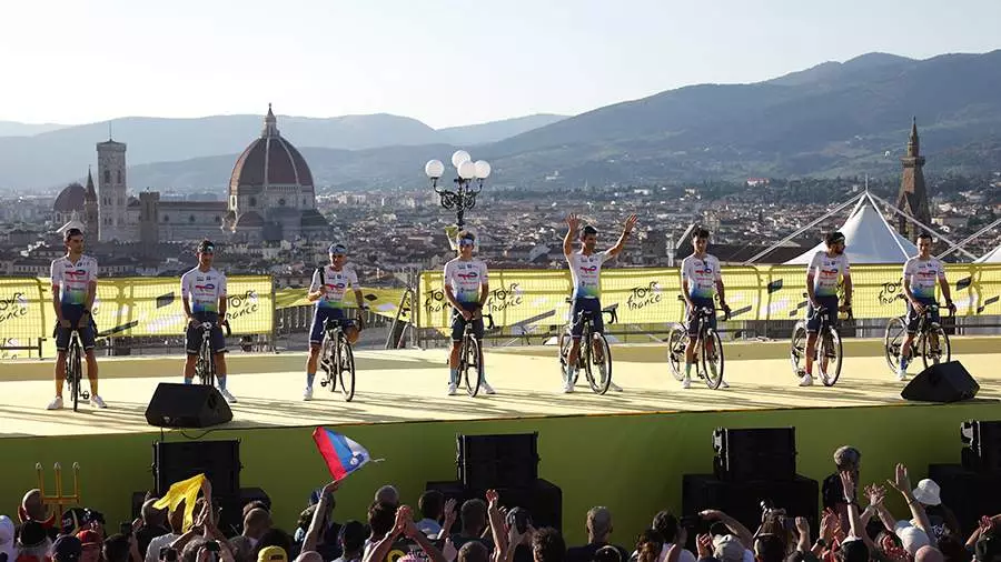 Велосипеды украли у гоночной команды “Тур де Франс”