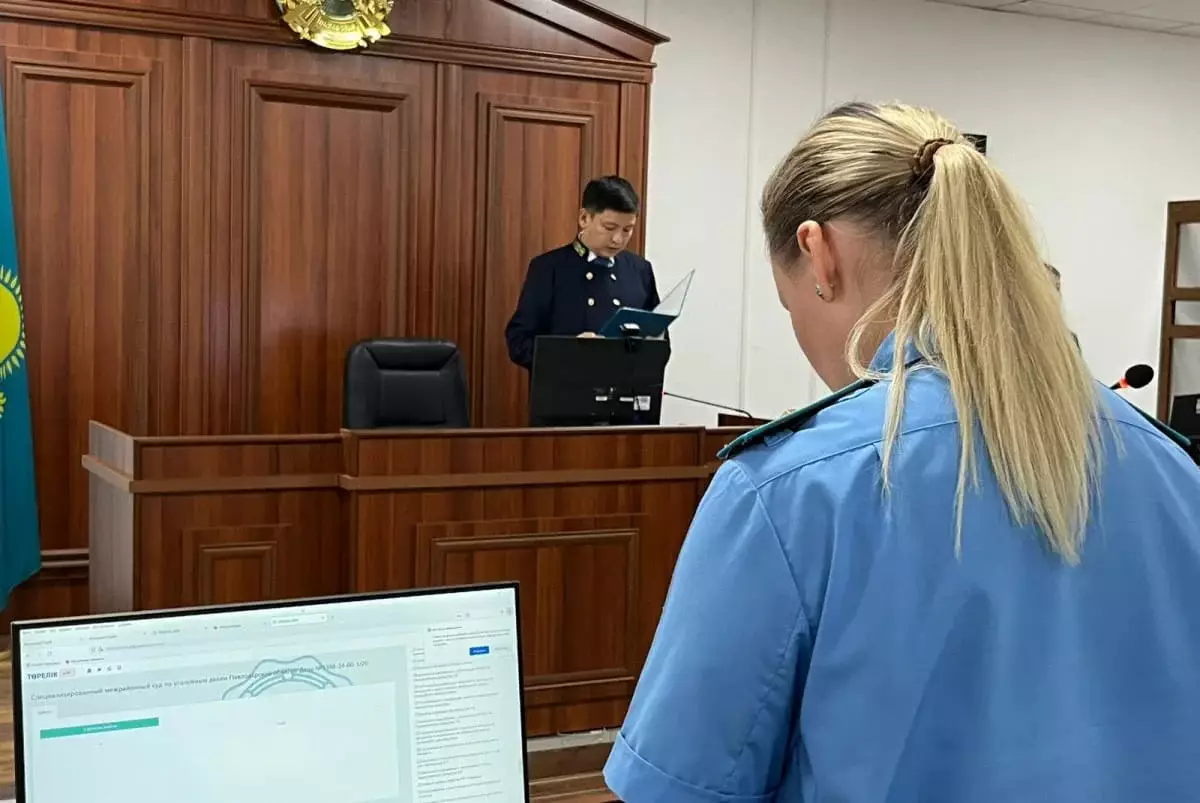 Получивший пожизненный срок за убийство Миланы Давыдовой порезал себя в здании суда в Павлодаре