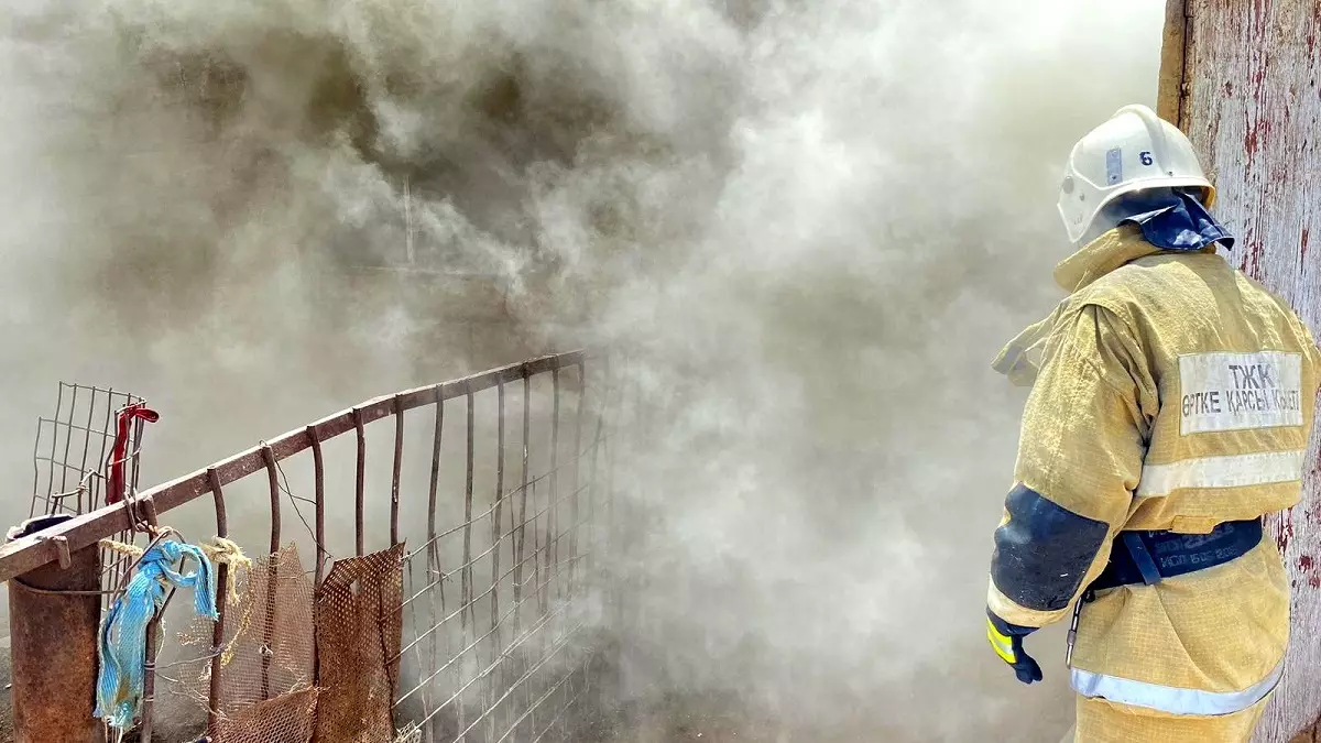 За неделю пожарные Мангистау выезжали по тревоге более 70 раз