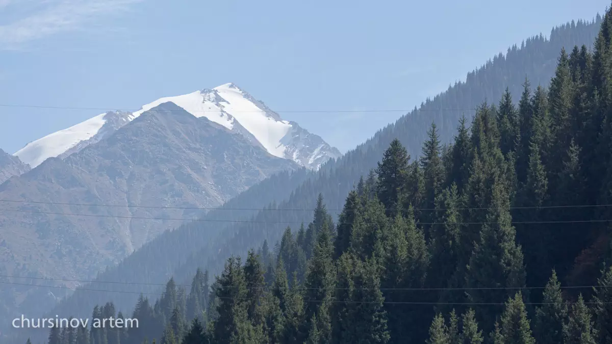 Алматинский подросток поднялся в горы и не смог спуститься самостоятельно