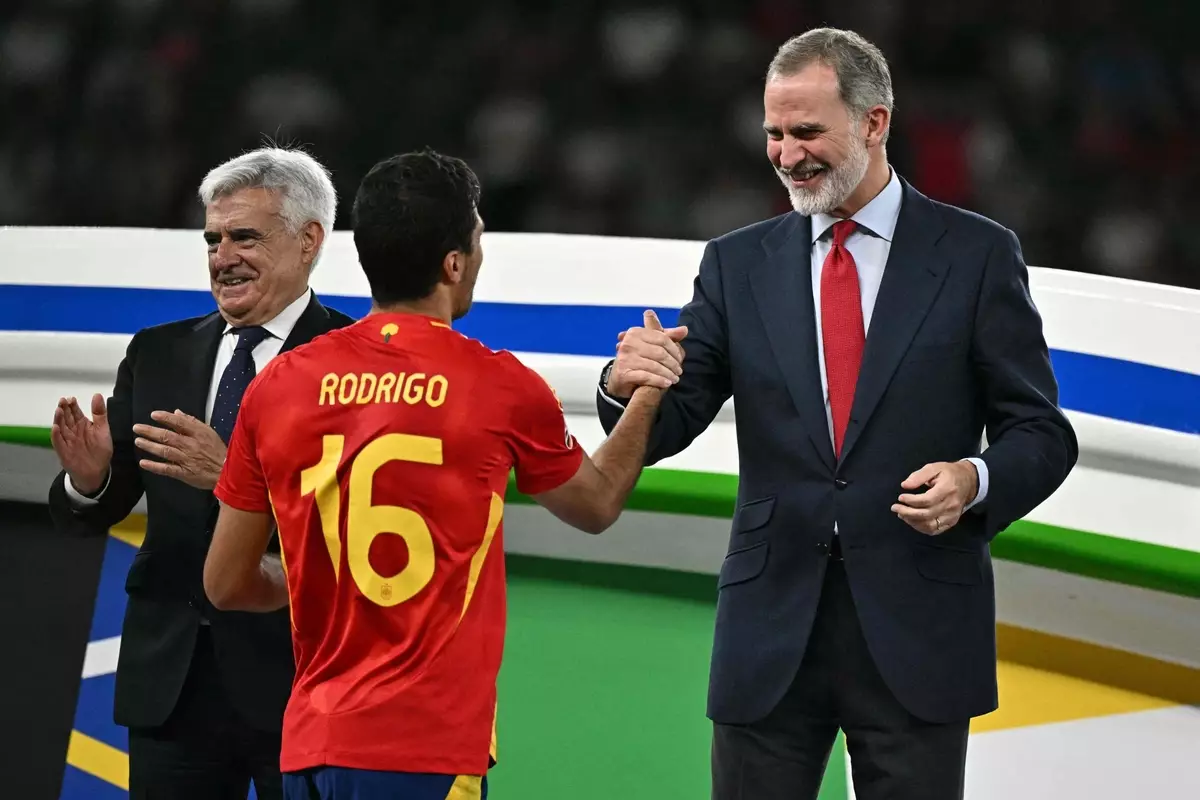 Король Испании Филипп VI поздравил сборную с победой на Евро-2024