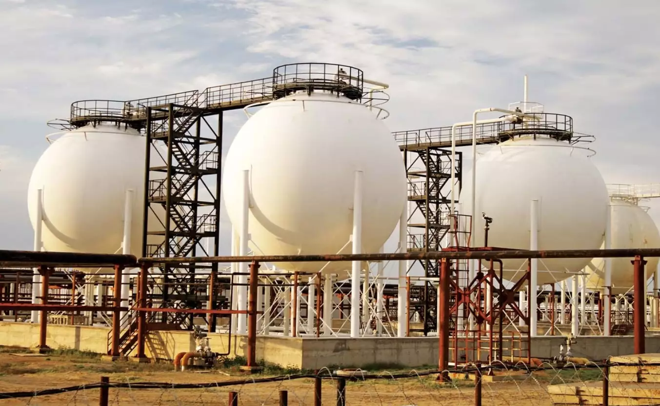 Четыре газоперерабатывающих завода обещают поэтапно ввести в Казахстане до 2030 года