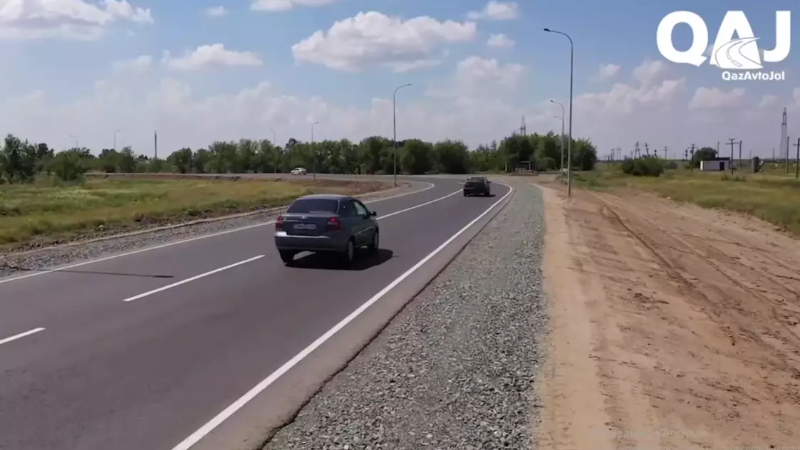 Автодорогу "Павлодар - граница РФ" отремонтировали дорожники