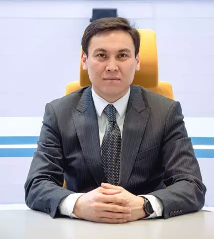 Экс-вице-министр Аскар Жамбакин стал председателем правления Кселл