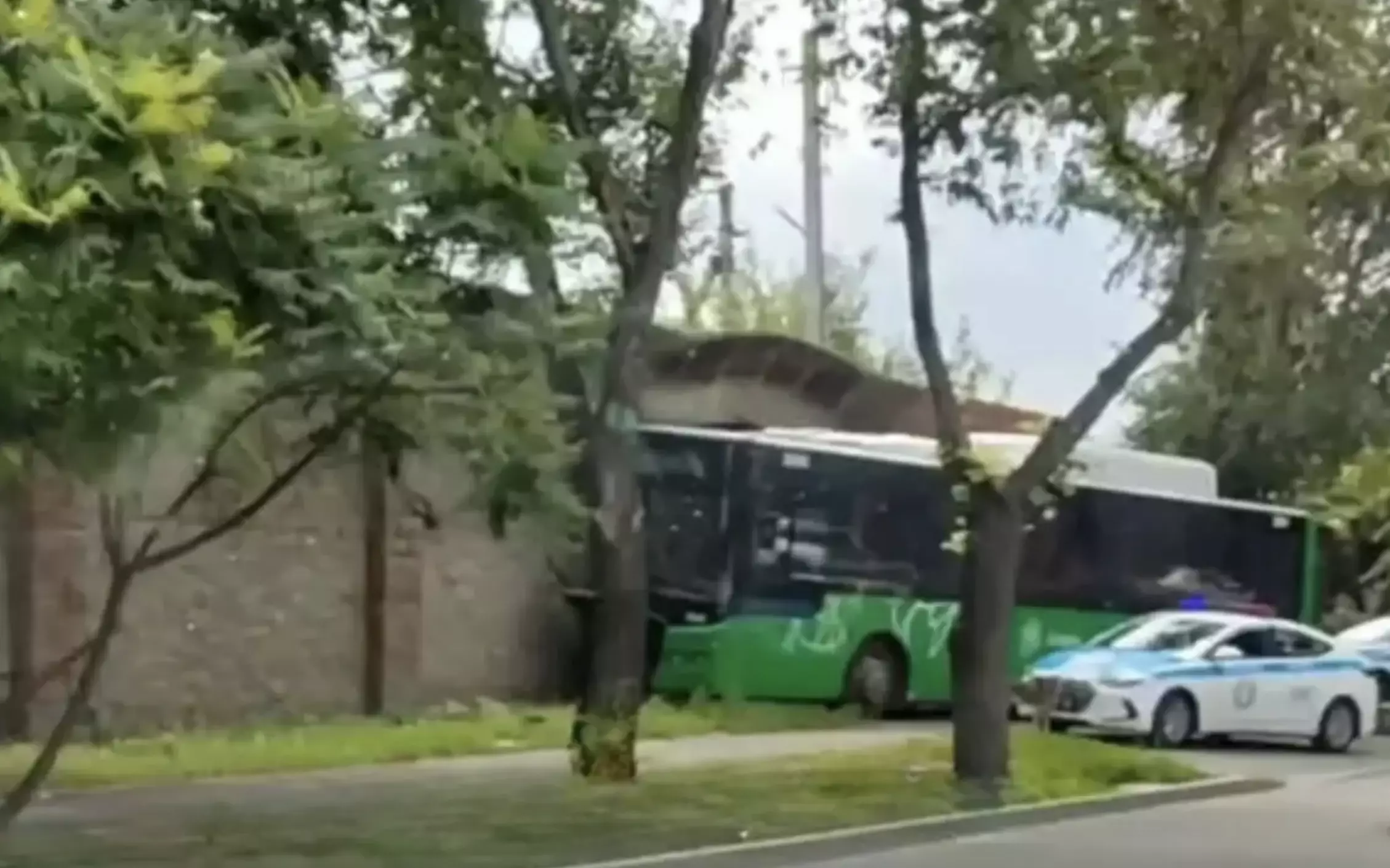 Девять человек пострадали в ДТП с автобусом в Алматы