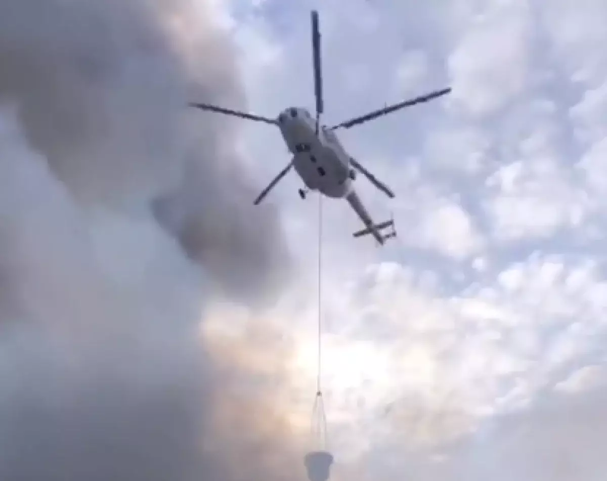 Крупный пожар в Алматы: Развернута работа оперативного штаба, задействован вертолет