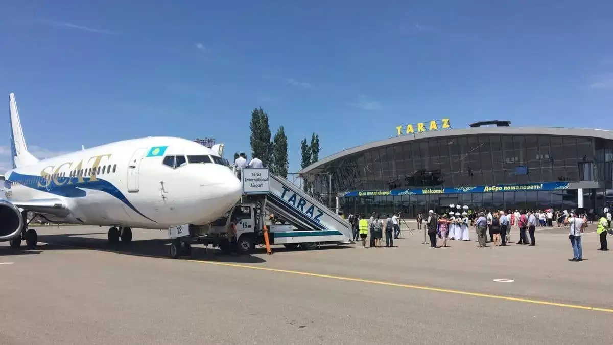 Россиянина арестовали в Таразе за дебош на борту самолета
