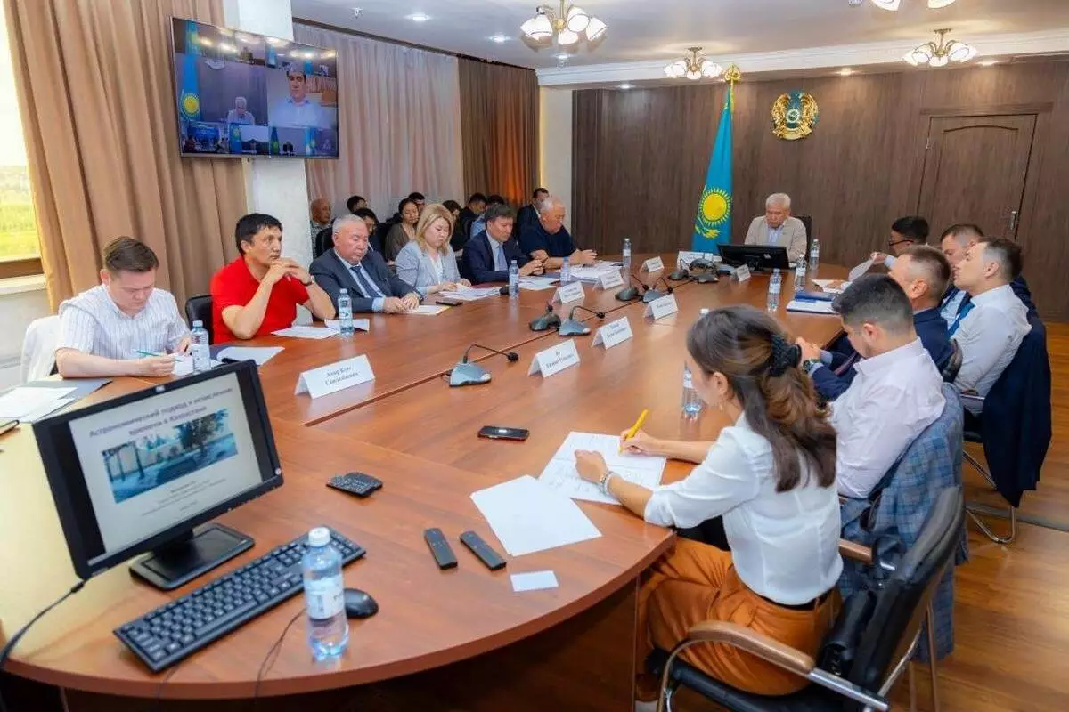 Эксперты высказались на обсуждении петиции по смене часового пояса в Казахстане