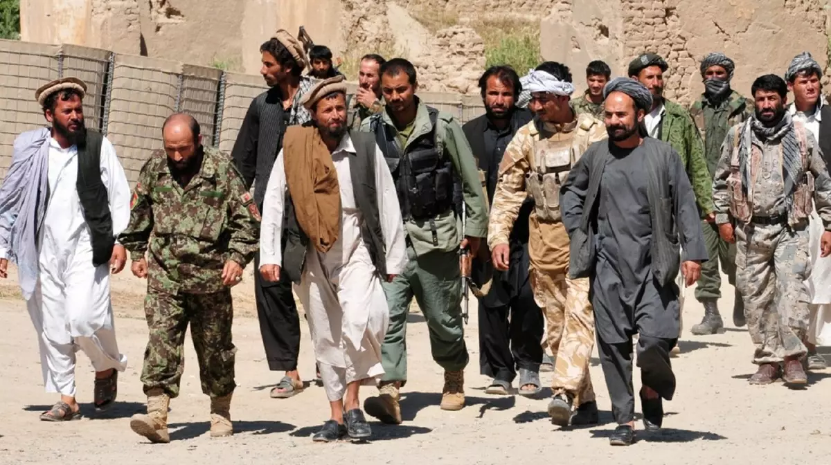 В Афганистане продолжаются гонения на музыку: талибы сожгли инструменты в Сари-Пуле