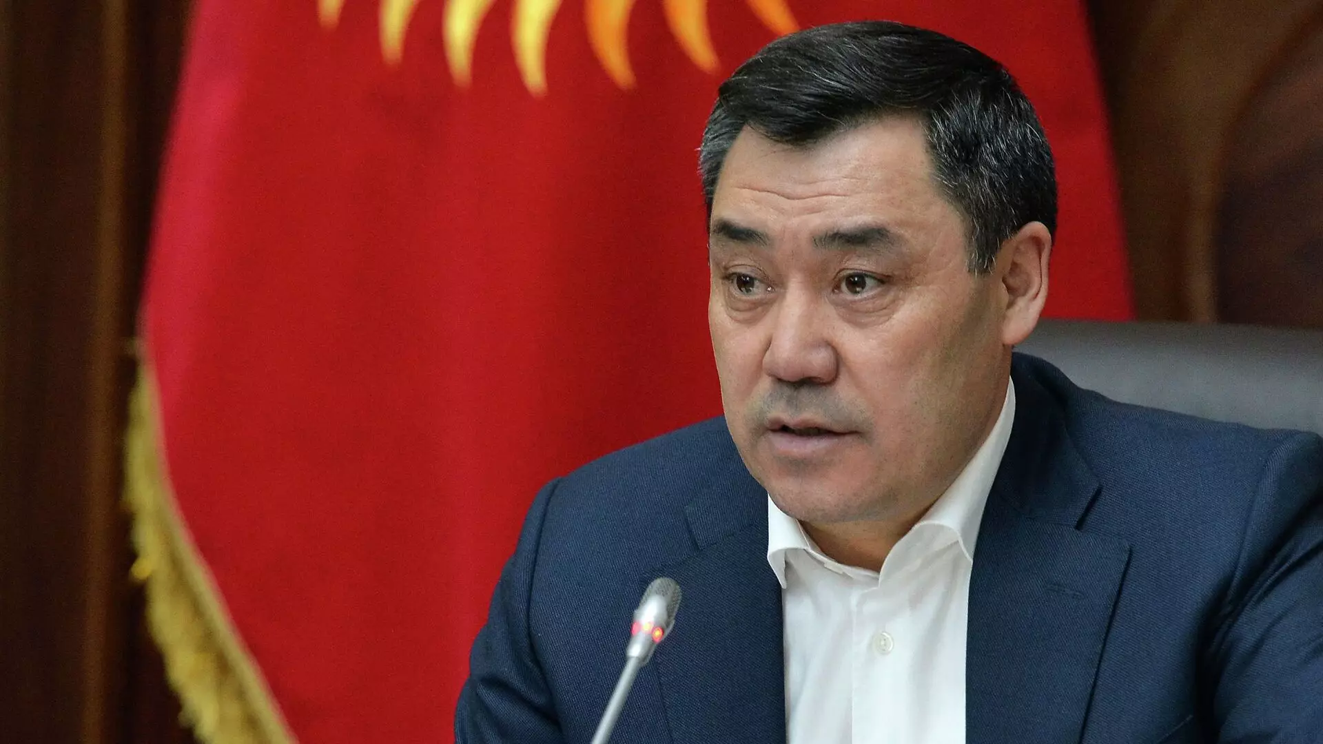 Президент Кыргызстана на фоне трагедии в Оше призвал граждан страховать жилье