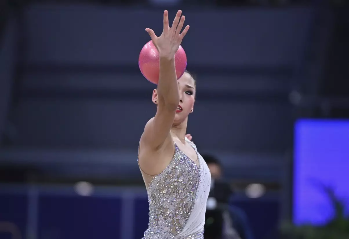 Задача - достойно представить страну: гимнастка Эльжана Таниева о предстоящих Играх