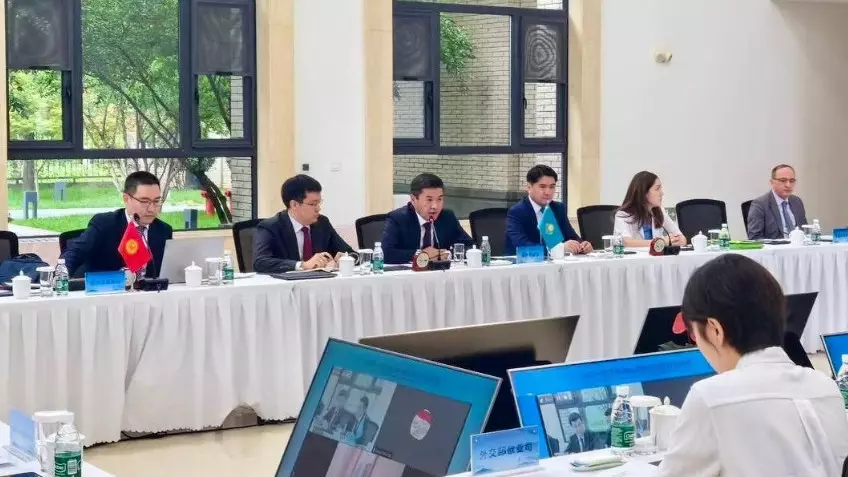 В Сиане состоялись консультации по вопросам Секретариата «Центральная Азия – Китай»