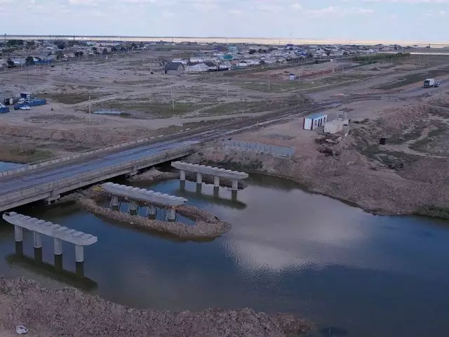 Реконструкцию автодороги Атырау-Астрахань завершат в этом году