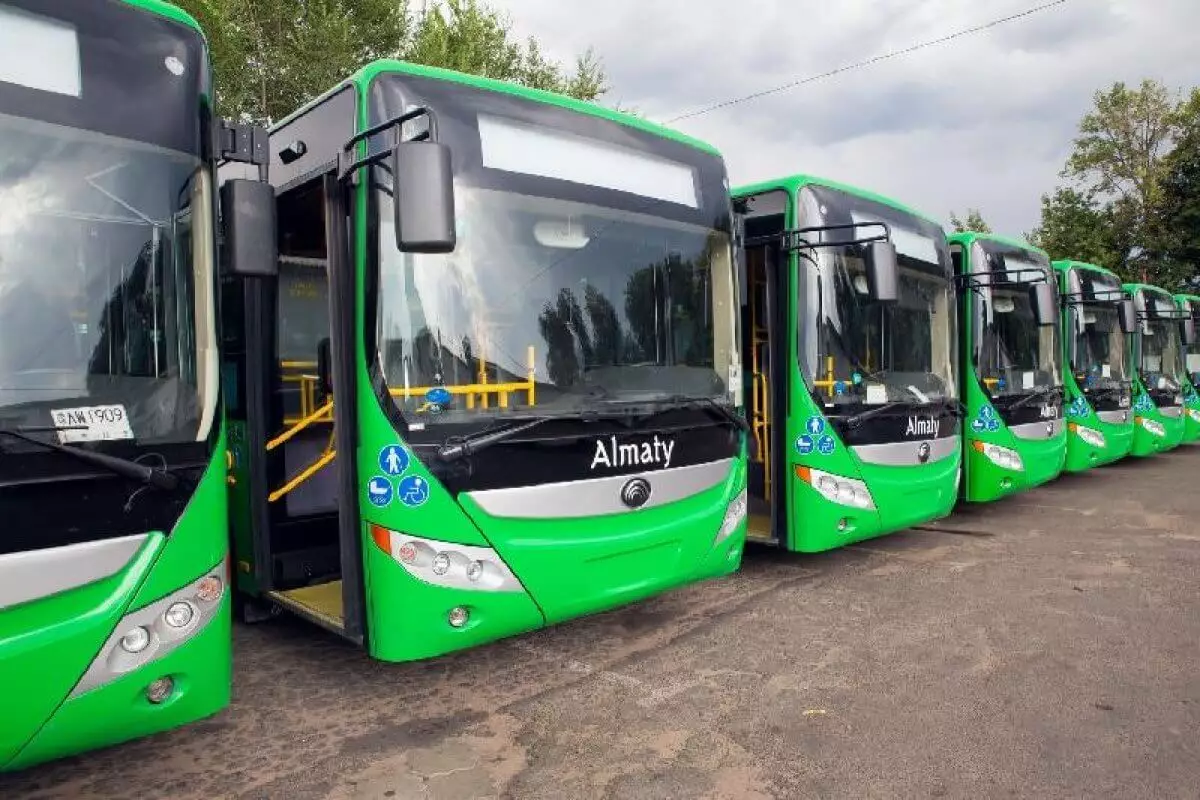Проезд в автобусах Алматы вырастет до 120 тенге