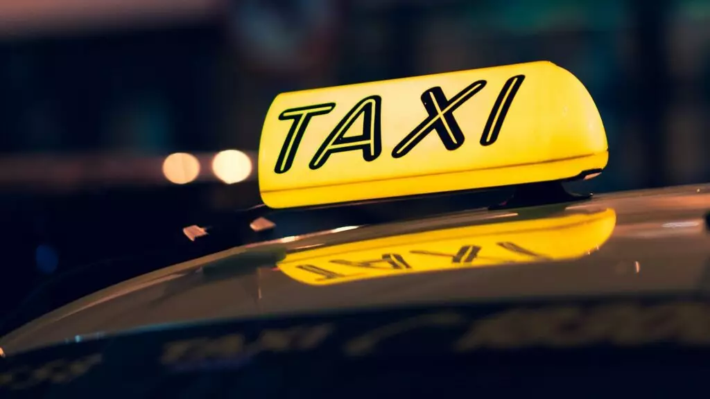 Тарифы на такси выросли почти на 5 процентов с начала года