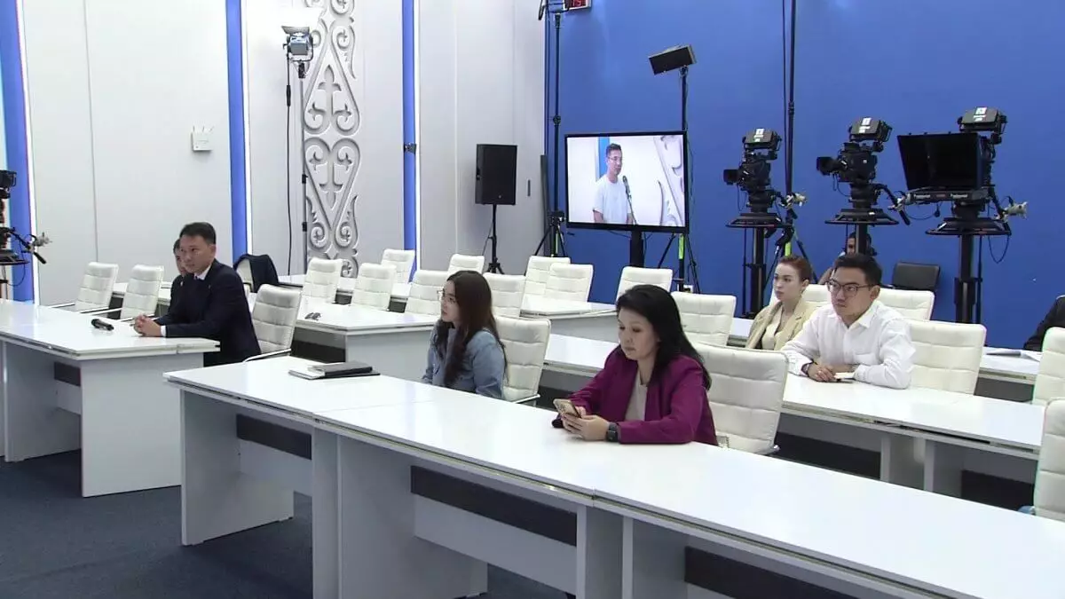 Суперкомпьютер заменит треть работы госслужащих в Казахстане