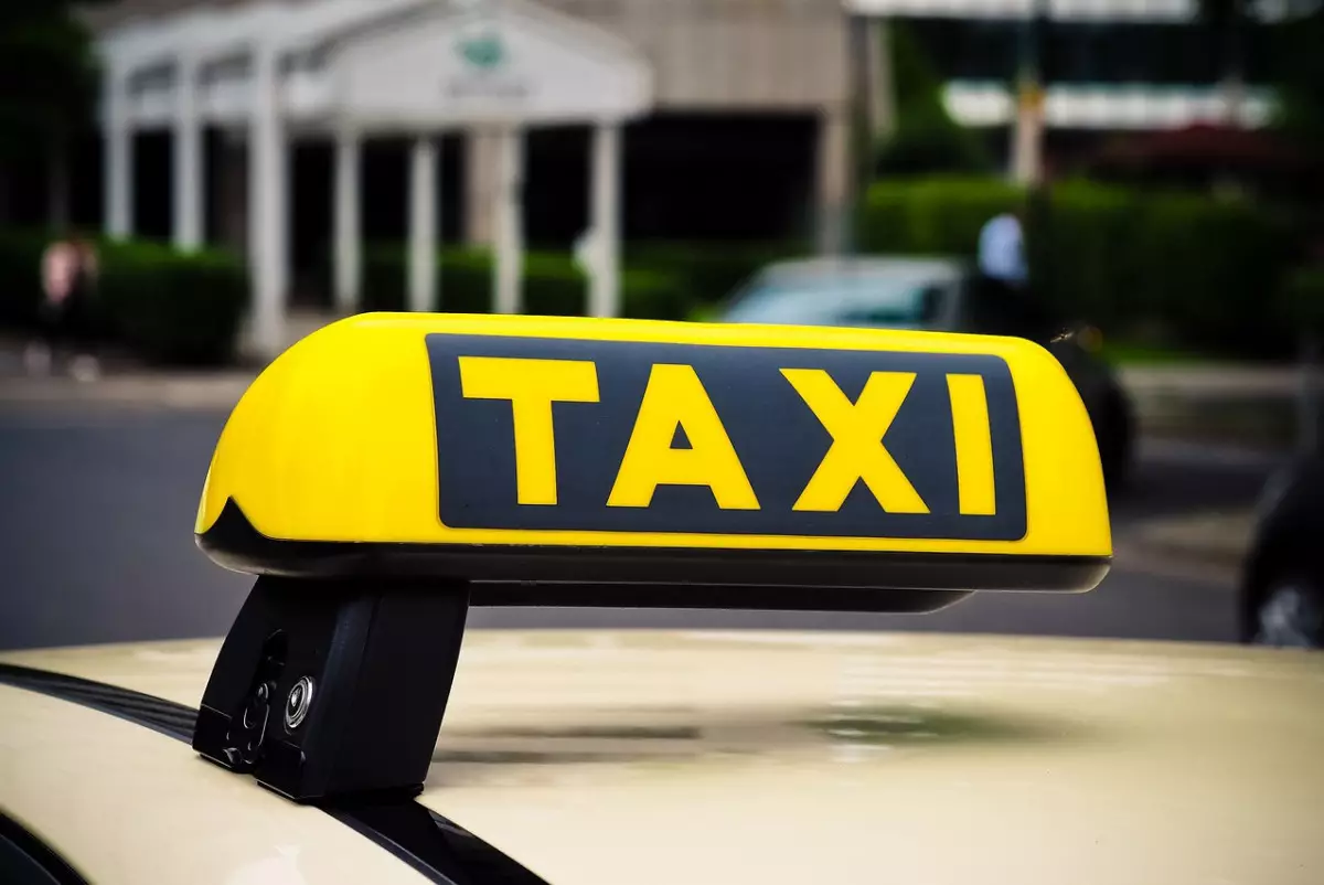 Число пользователей такси в Казахстане выросло на треть