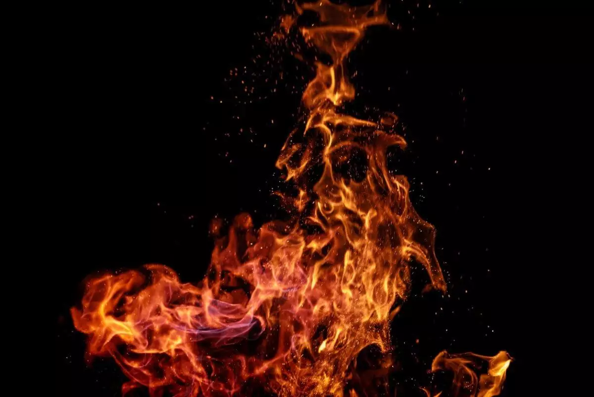 Выброс пламени произошел на ферросплавном заводе в Караганде: заведено уголовное дело