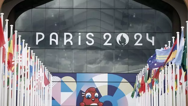 Французский политик Филиппо сравнил Париж с тюрьмой из-за введения ограничений перед Олимпиадой