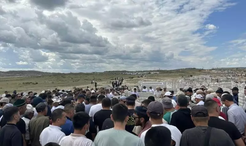 ЧП на "Майкаинзолото": погибшего спасателя похоронили в Павлодарской области