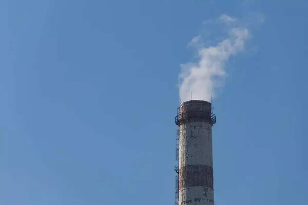 Скандальную дымовую трубу в Петропавловске обещают сдать к ноябрю этого года