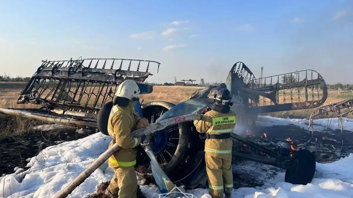 В Акмолинской области упал самолет