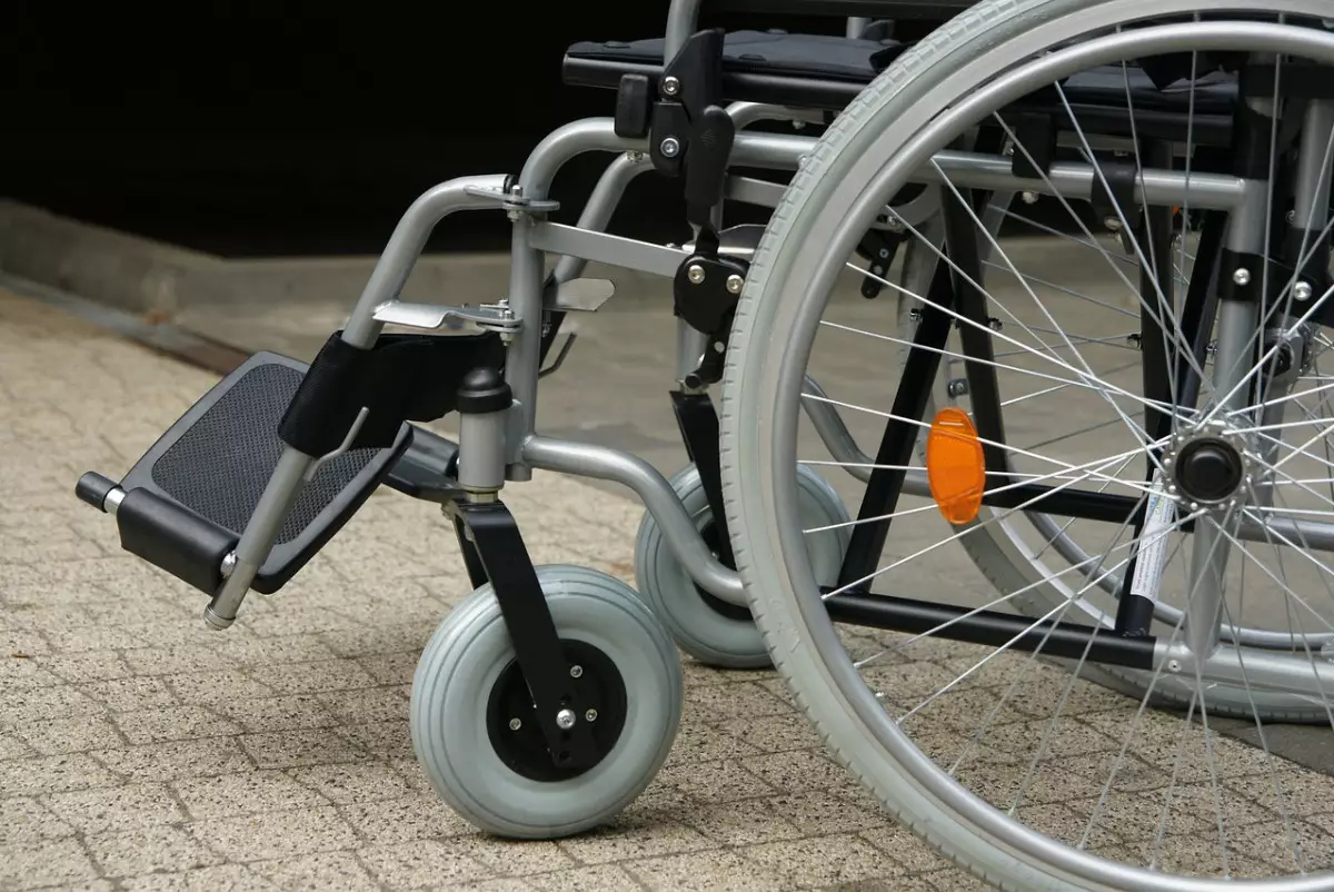 Госслужащих с инвалидностью принуждали к переработкам в Костанайской области