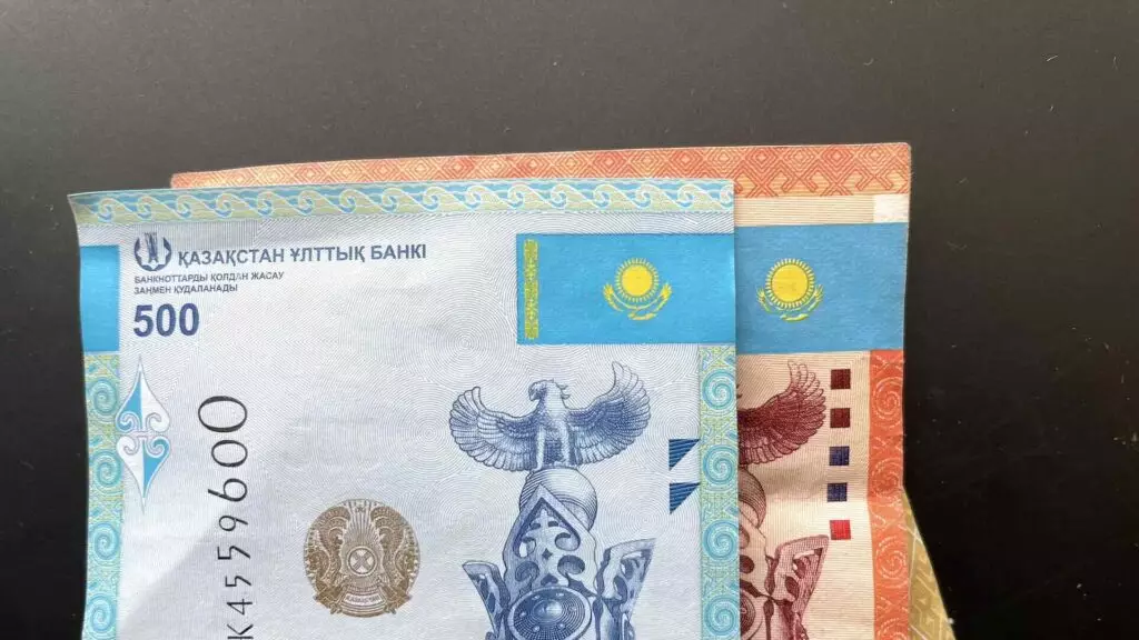 Более 60 миллионов тенге вернули казахстанцам по взносам ОСМС
