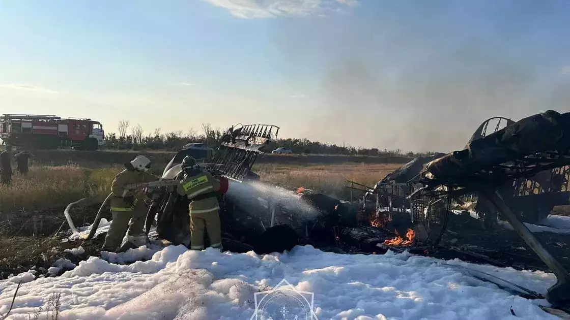 Самолет загорелся при взлете в Акмолинской области (фото, видео)