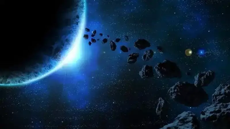Астероиды размером с небоскреб и самолет пролетят рядом с Землей