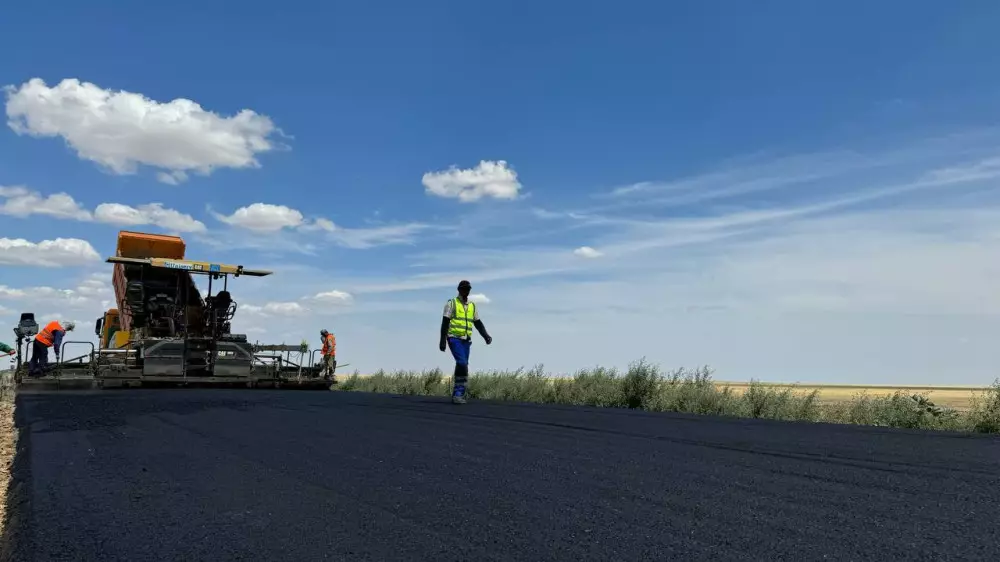 Капитальный ремонт автодорог в Западно-Казахстанской области завершится скоро