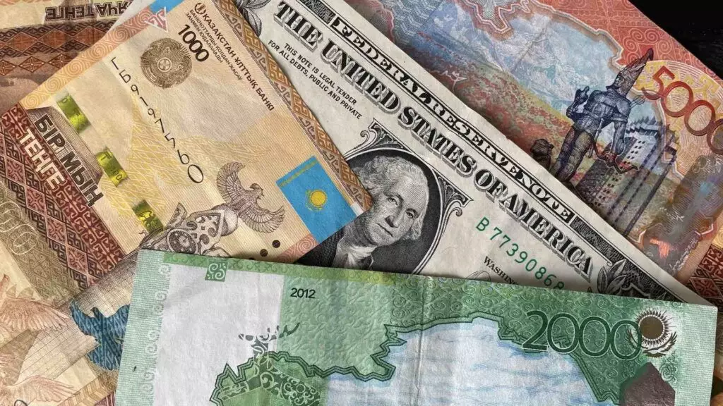 В определение платежеспособности купюр и монет в Казахстане внесены изменения