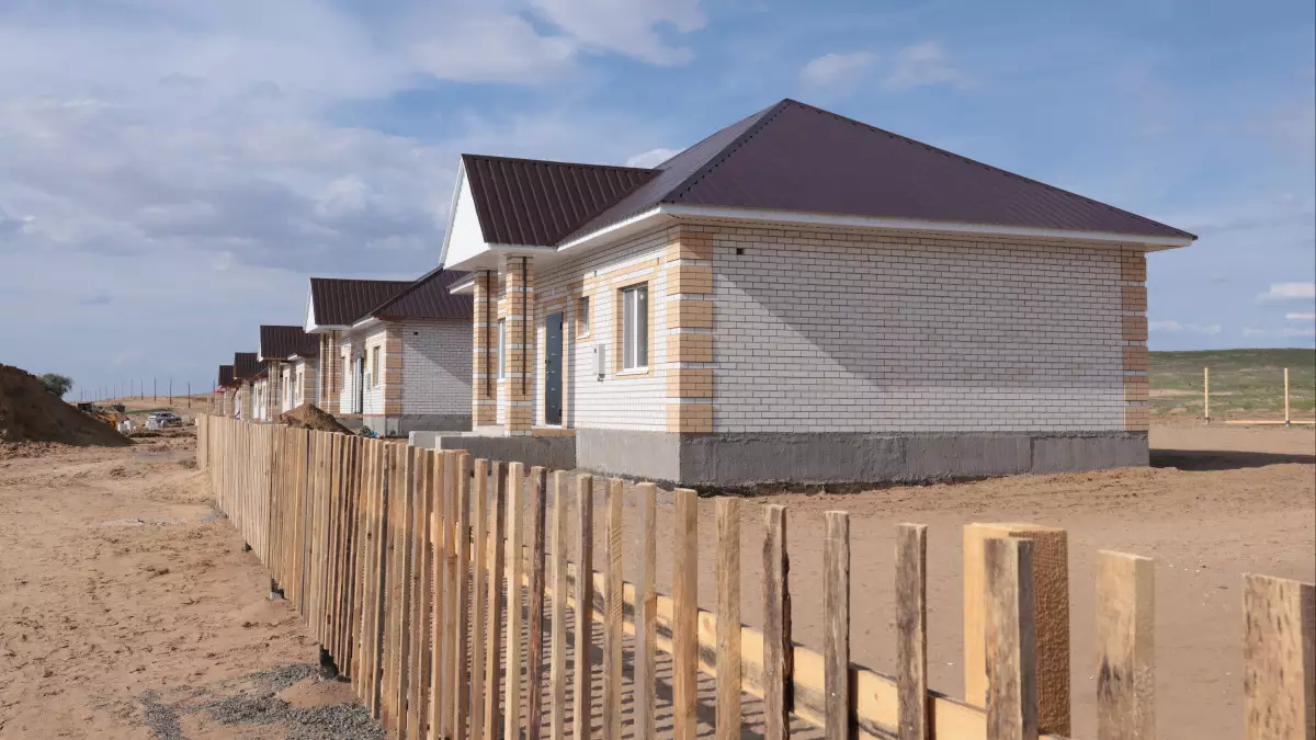 В пострадавших от паводков селах Актюбинской области ведется строительство 511 домов