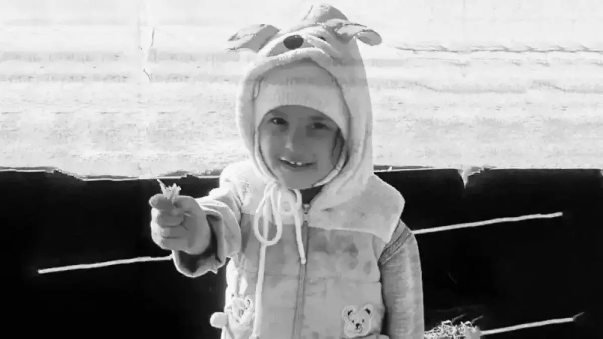 Спустя четыре месяца нашли тело пропавшей трехлетней девочки в Алматинской области