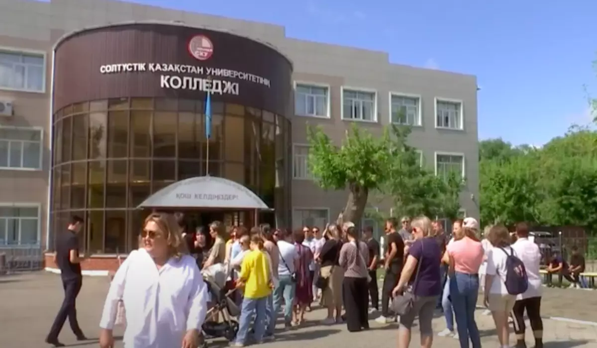 Скандал в частном колледже Петропавловска: образовательное учреждение проработает еще год